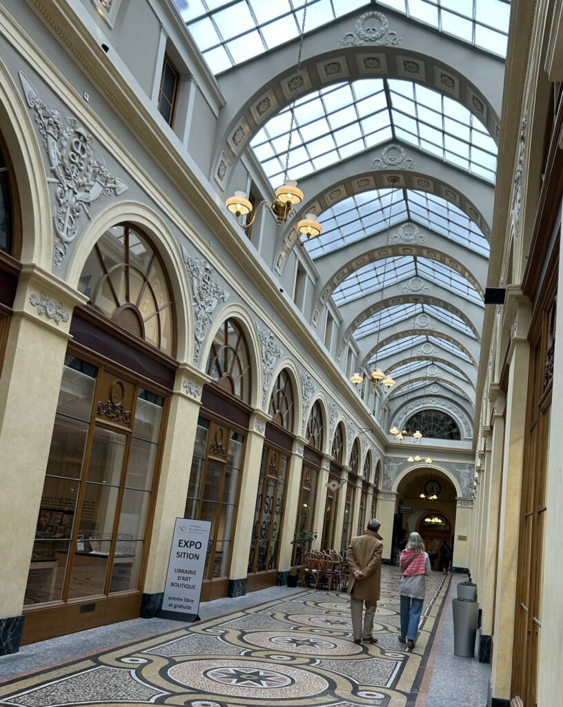 Galerie Vivienne – verrière, arcades et mosaïque (Paris, passages couverts)